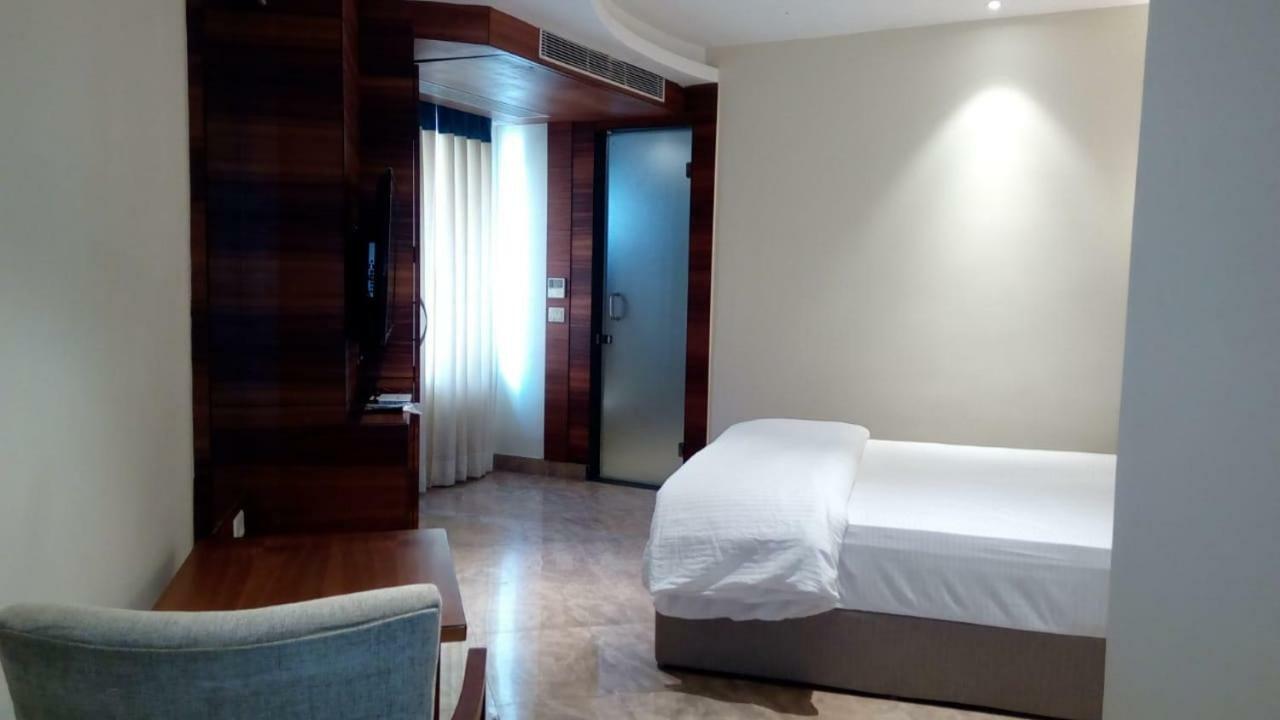 Kings Crown Salt Lake Kolkata Eksteriør bilde